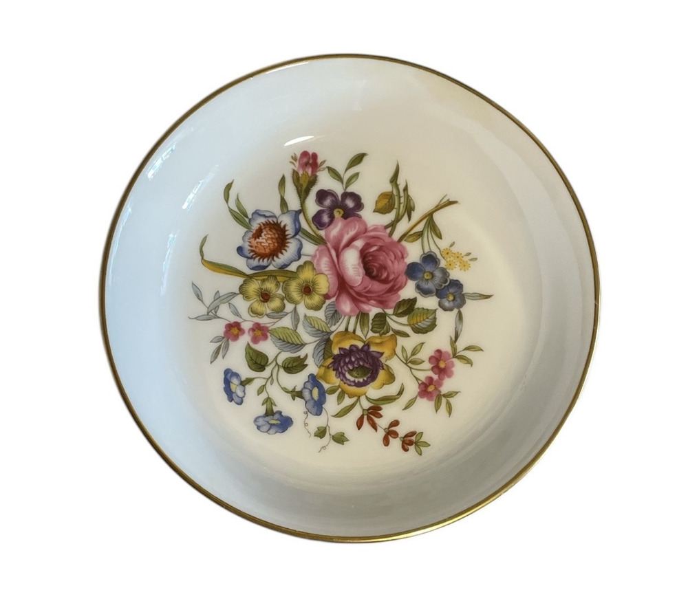 Royal Worcester Bone China Round Floral 3-3/4 "diameter  VTG Pin/Trinket Dish